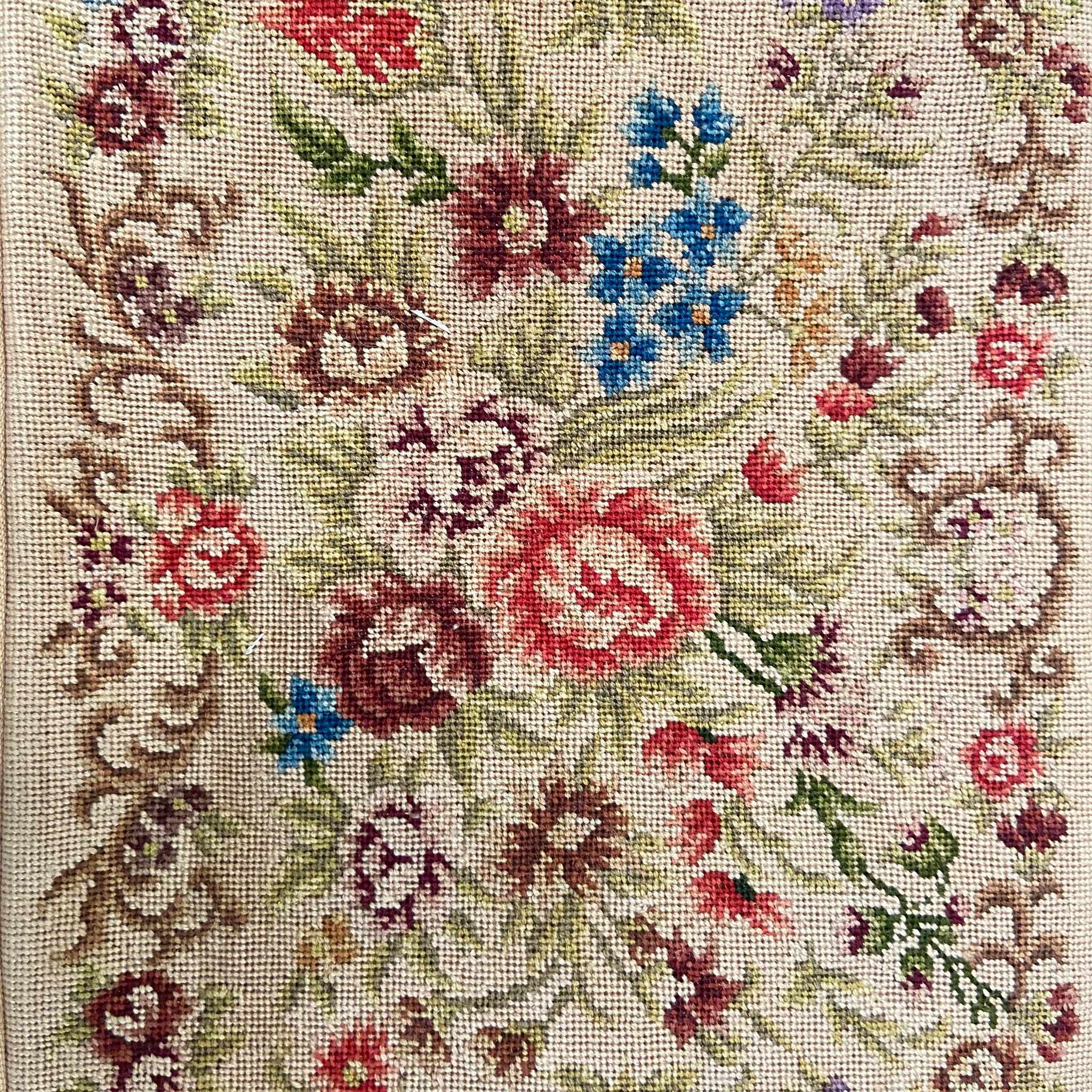 Huge Vintage 1950s Roses Floral Tapestry Handbag - New! – Coutura Vintage